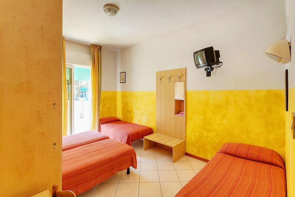 Hotel Canova ليدو دي يسولو المظهر الخارجي الصورة