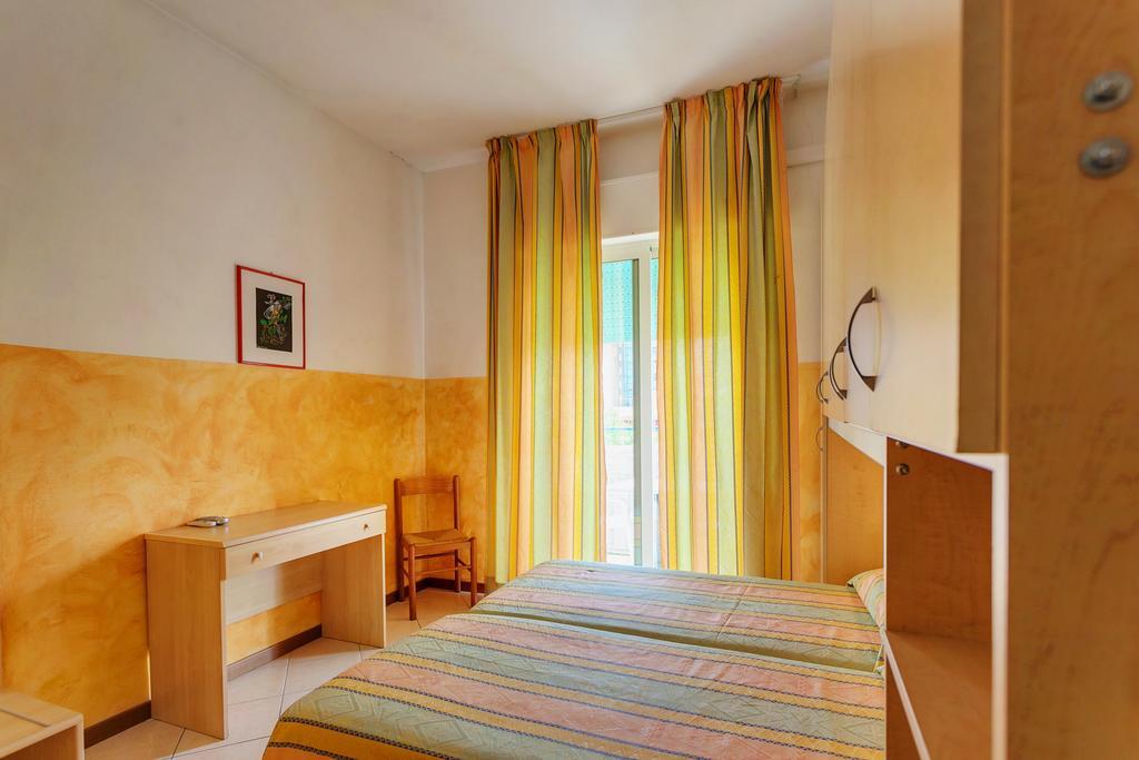 Hotel Canova ليدو دي يسولو الغرفة الصورة